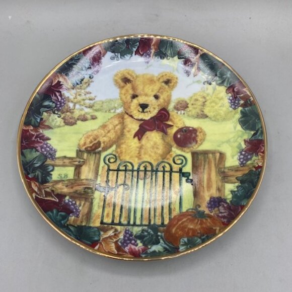 Franklin Mint Heirloom Teddy's First Harvest Limited Edition 8" Plate - Picture 1 of 2